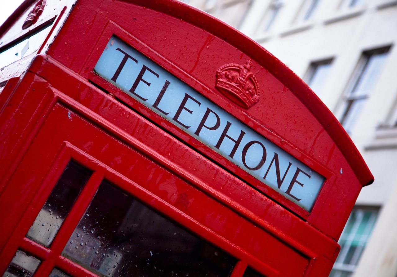 Red telephone box