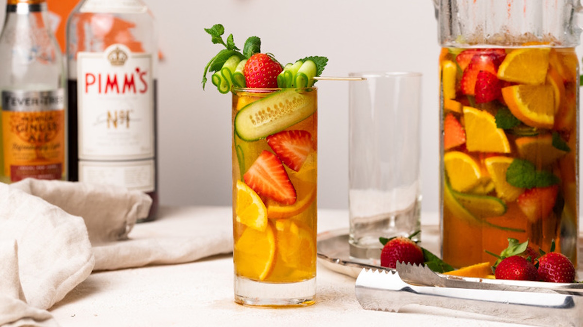 Glass of Pimm's No. 1 Cup with fruit garnish